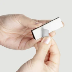 Bad- & Duschabzieher Agana mit Magnethalterung WENKO