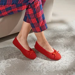 Ballerina rot