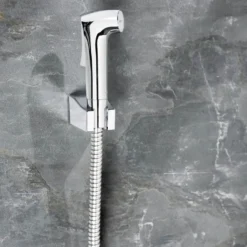 Bidet-Set „Watersaving“ inkl. Handbrause & Wandhalterung WENKO