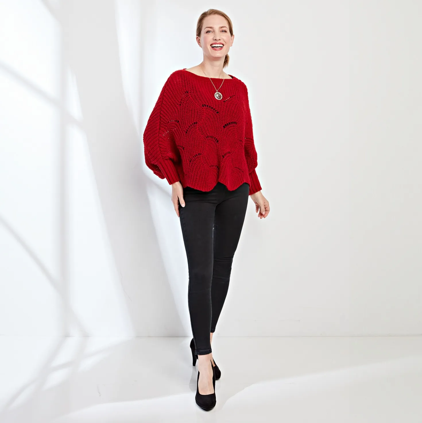 Cape-Pullover dunkelrot