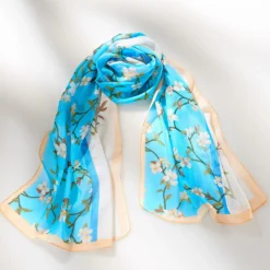 Chiffon-Schal mit Blütenmuster hellblau