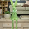 Dekofigur Hase beflockt aus Kunststoff Grün