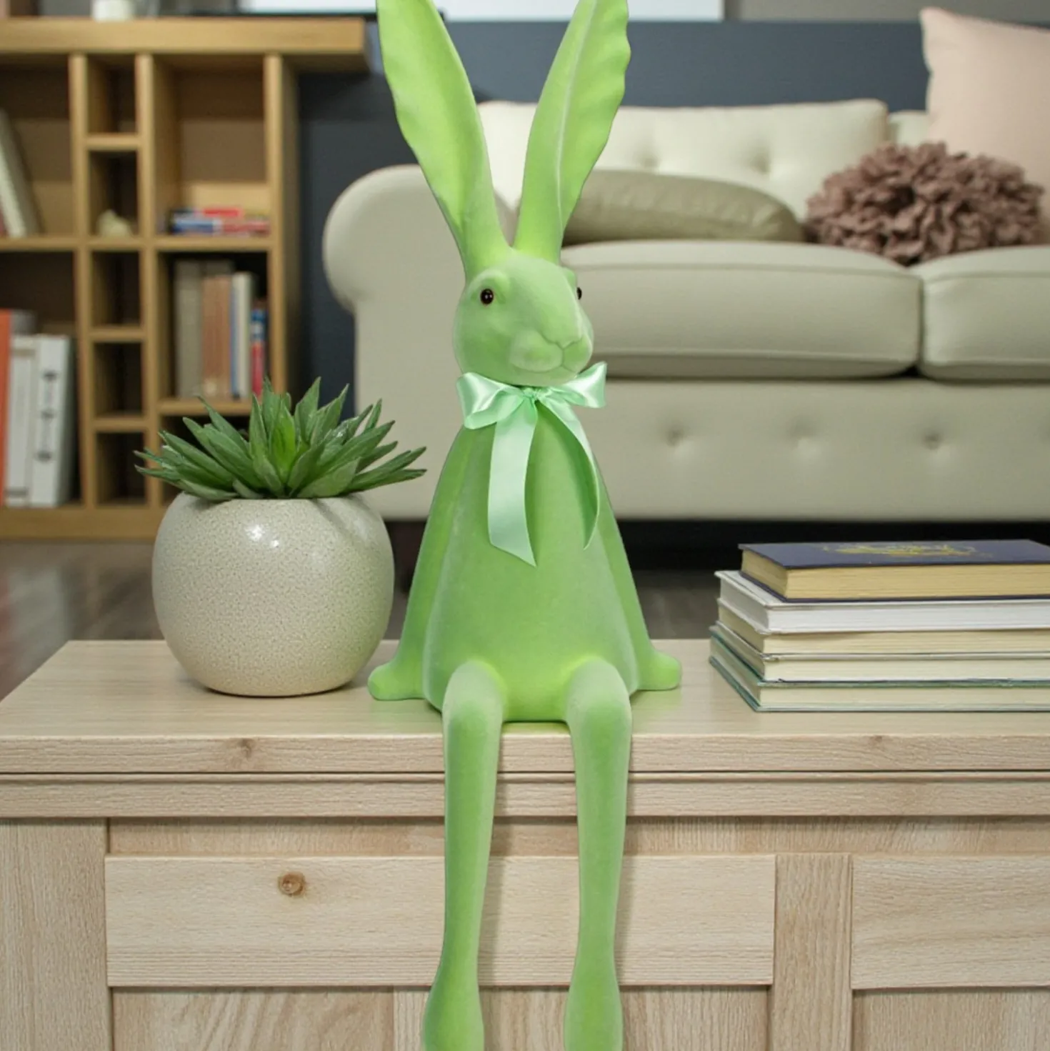 Dekofigur Hase beflockt aus Kunststoff Grün