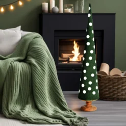 Deko-Tannenbaum aus Mangoholz & Texil grün groß