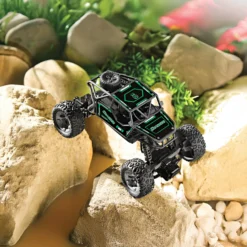 Ferngesteuerter Akku-Geländewagen
