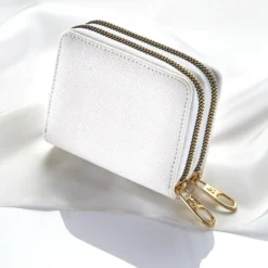 Geldbörse mit Monogramm
