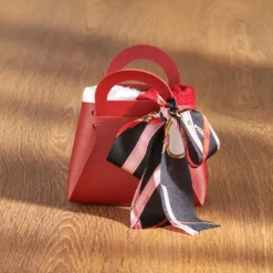 Geschenktasche mit 2 Gästetüchern aus Frottier Eldo