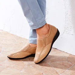 Hallux-Komfort-Schuh beige
