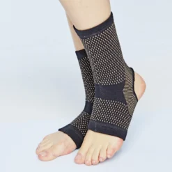 Knöchel-Bandage mit Kupfer