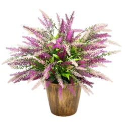 Künstliches Heidekraut im Topf