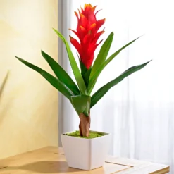 Kunstpflanze Guzmania im Topf, bordeaux