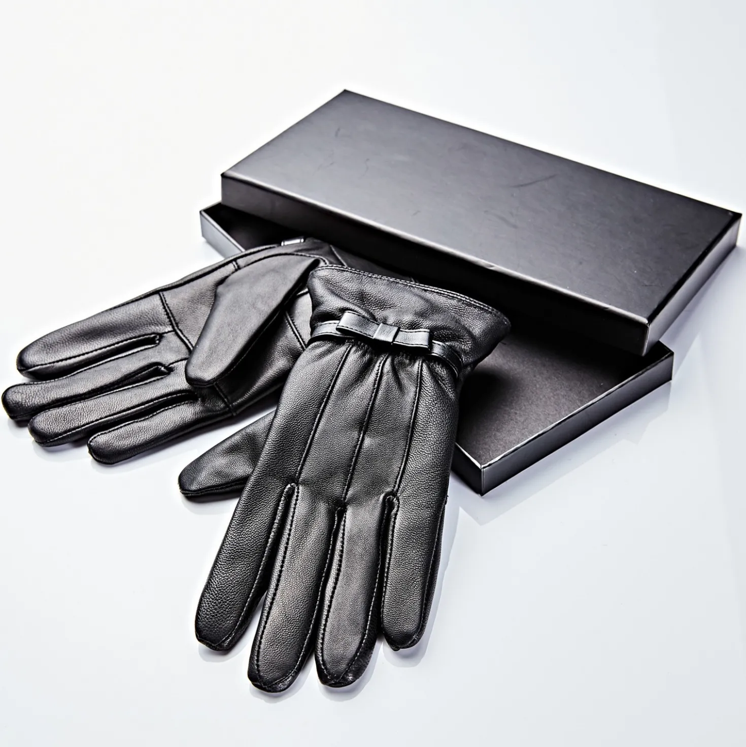Leder-Damenhandschuhe