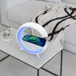 LED-Nachtlicht Lautsprecher mit kabelloser Ladefunktion Technaxx