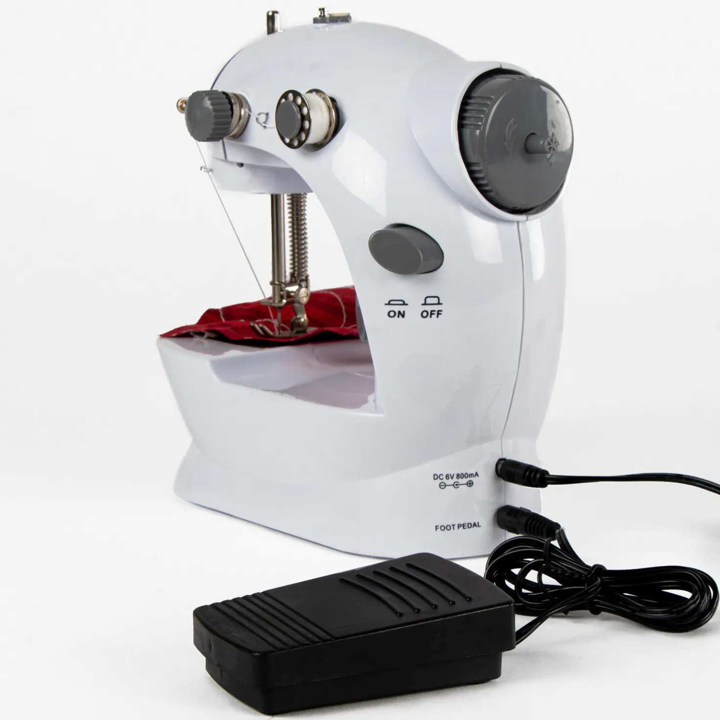 Mini-Nähmaschine