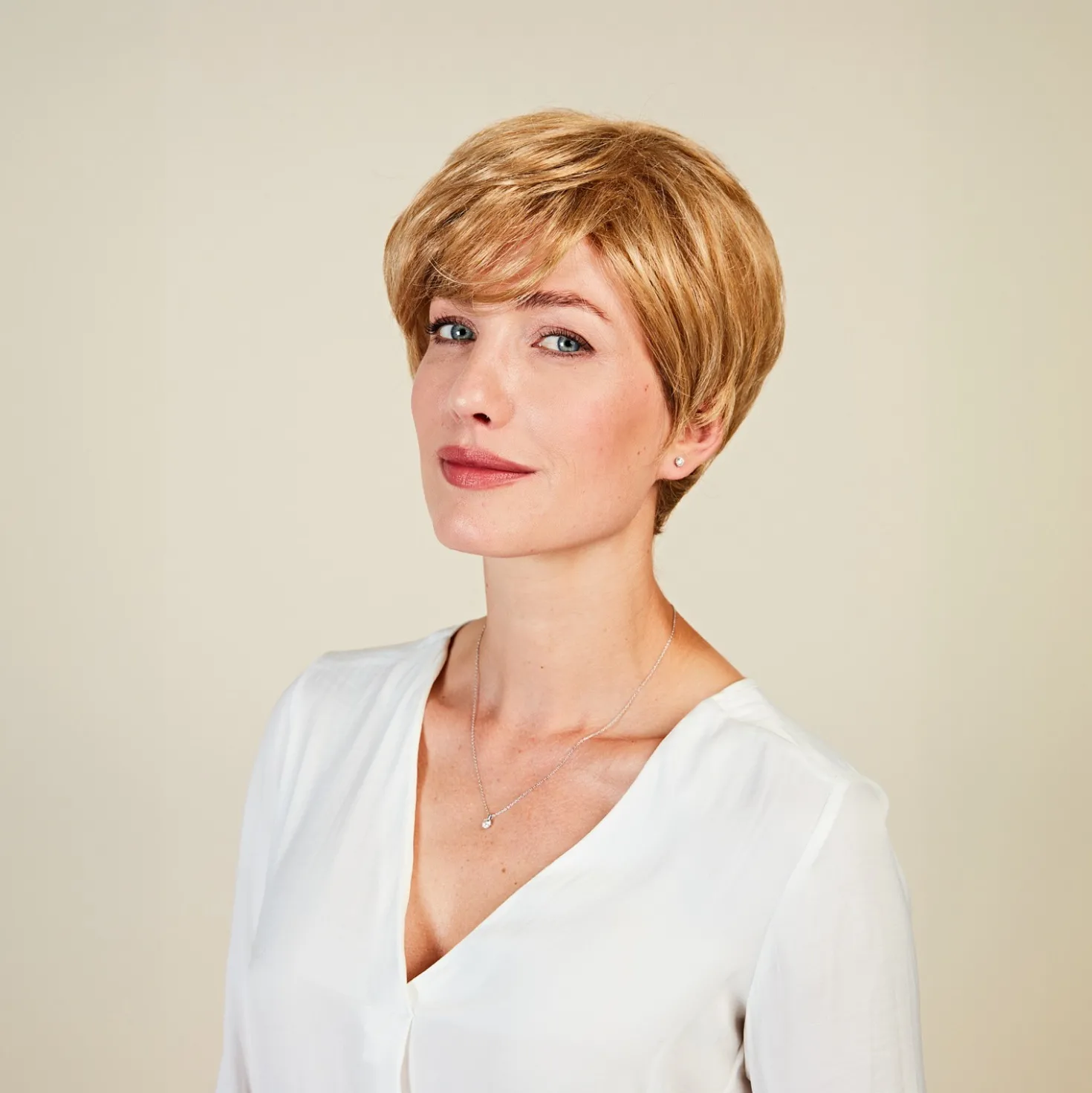 Naturell Perücke "Tilda" mittelblond