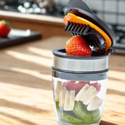 Obst & Gemüseschneider mit Auffangbehälter