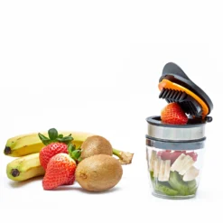 Obst & Gemüseschneider mit Auffangbehälter