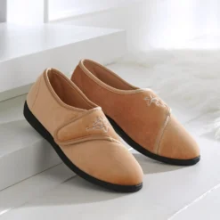 Pantoffel "Alma" beige