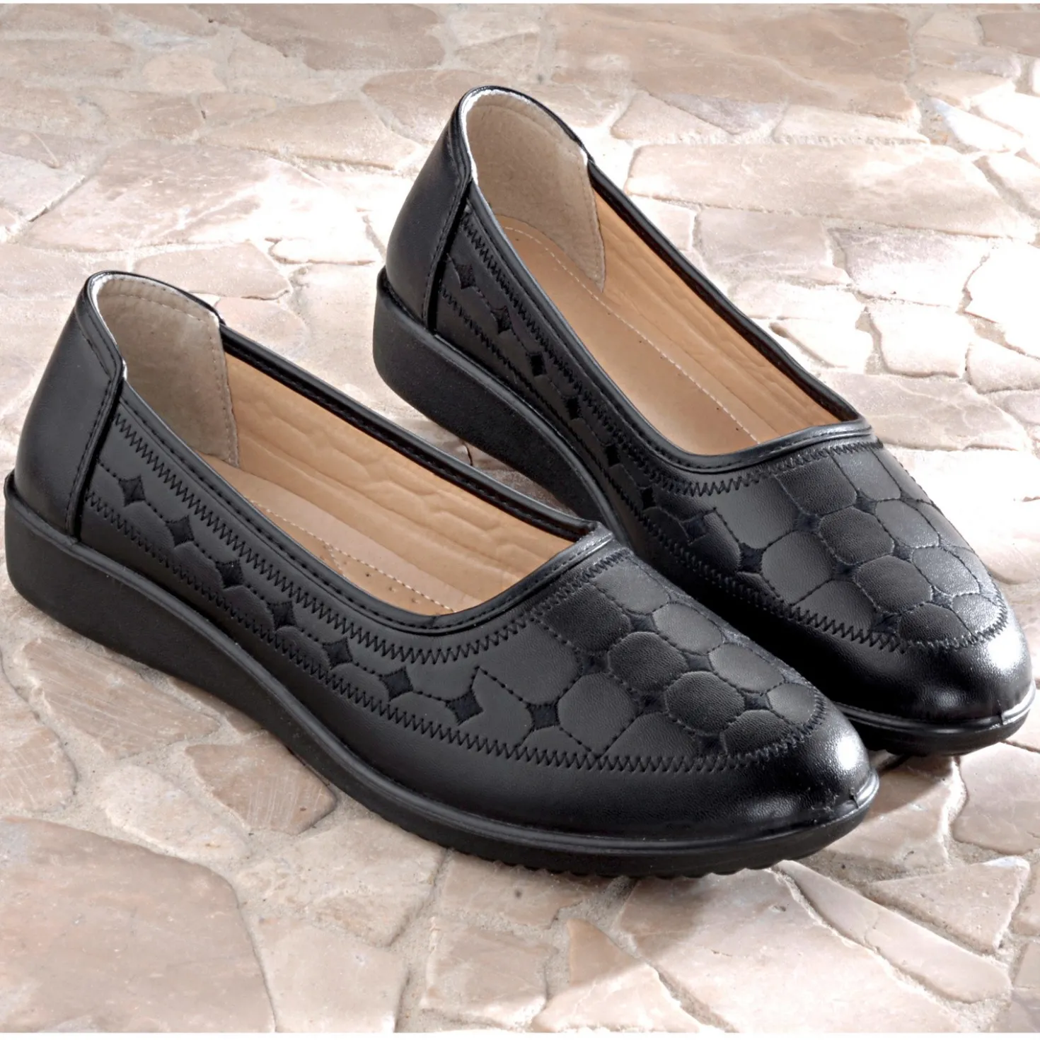 Schuh "Dina" schwarz