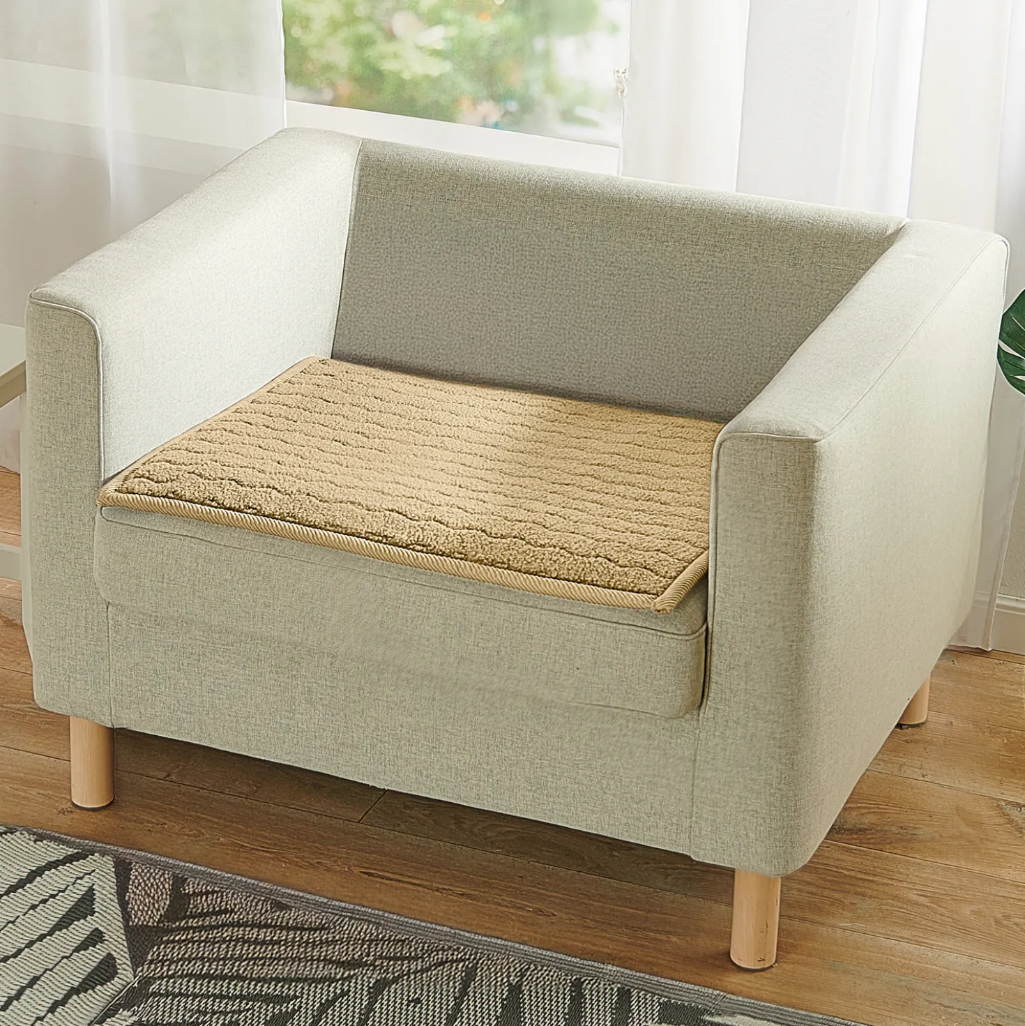 Sessel-Sitzauflage mit Teddy-Fleece creme