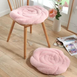 Sitzkissen "Rose" in Blütenform