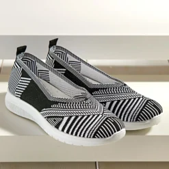 Slipper "Linda", schwarz-weiß