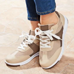 Sneaker