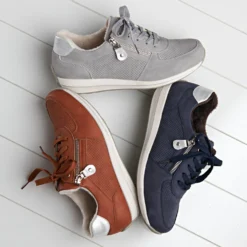 Sneaker