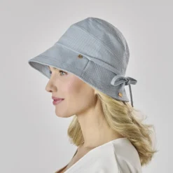 Sommerhut "Nele" mit UV-Schutz hellblau