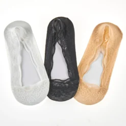 Spitzensöckchen schwarz + weiß + beige 3 Paar