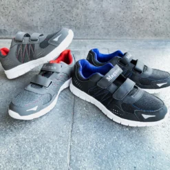 Sportschuh schwarz-blau