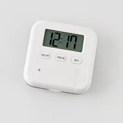 Tablettenbox mit Alarm