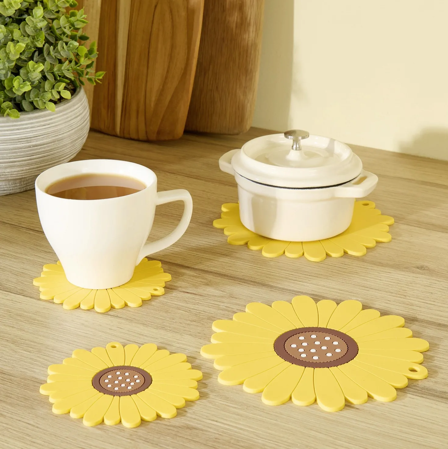 Topfuntersetzer-Set "Sonnenblumen" aus Silikon 4-tlg. Basilico