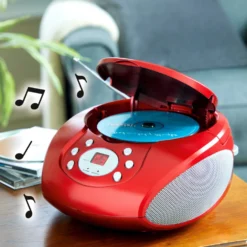 Tragbarer CD-Player mit Radio