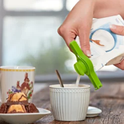 Verschlussclip mit Ausgießer Basilico