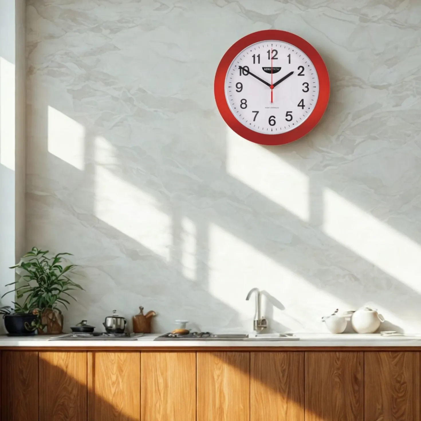 Wanduhr rot-weiß Bergström