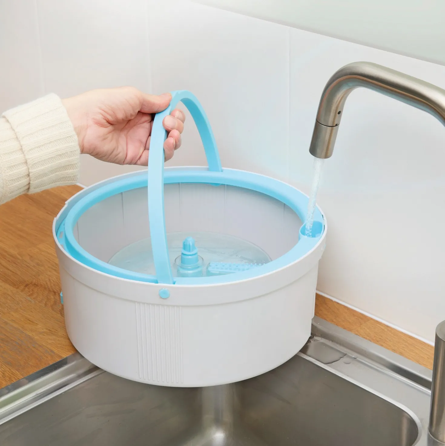 Wischmopp-System Spin-Mop mit Eimer und Frischwasser-System Clarsen