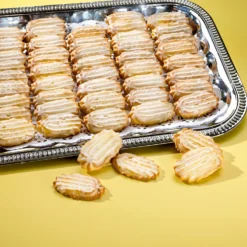 Zitronenspritzgebäck